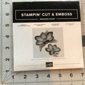 Stampin’ Up! Magnolia Embossing Folder
